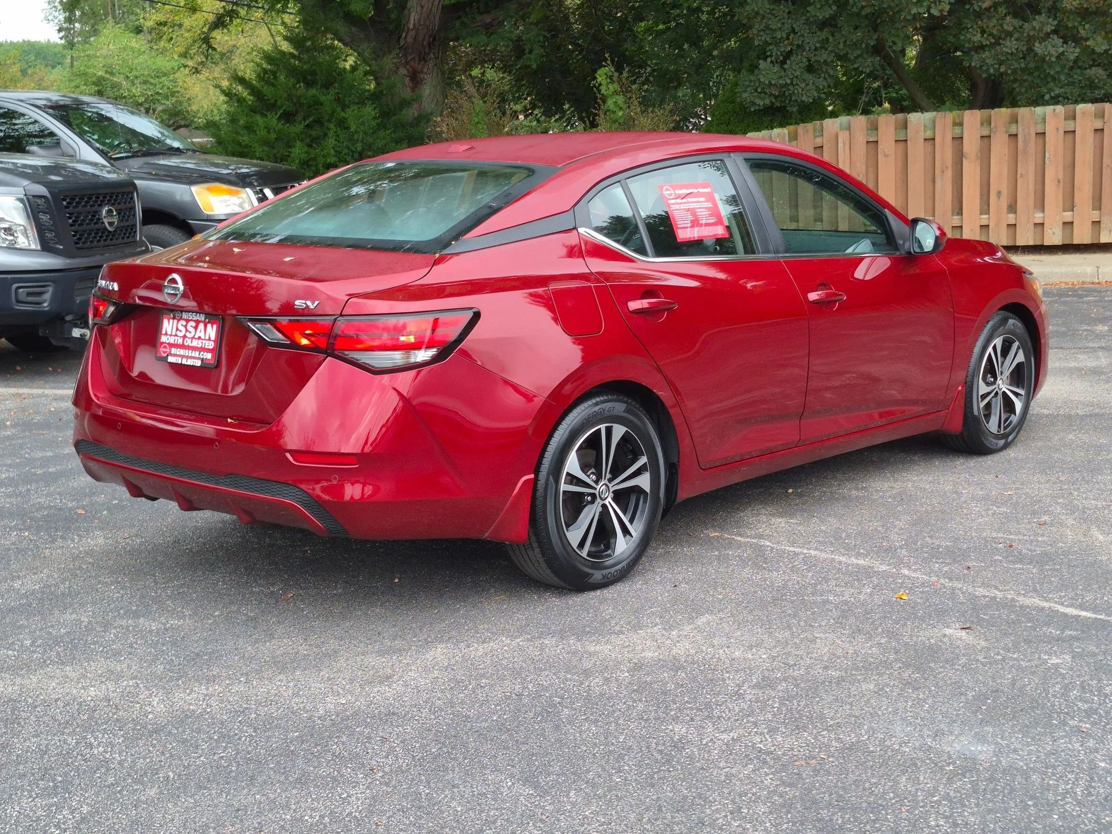 Certified Used 2023 Scarlet Nissan SV image 4
