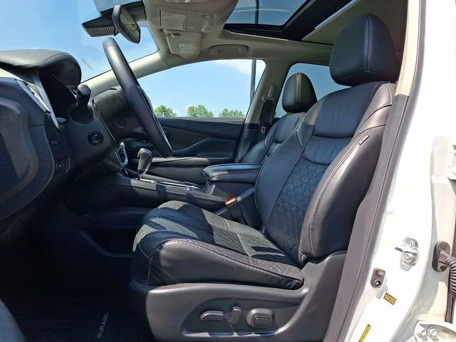 Used 2020 White Nissan Platinum Intelligent AWD image 25