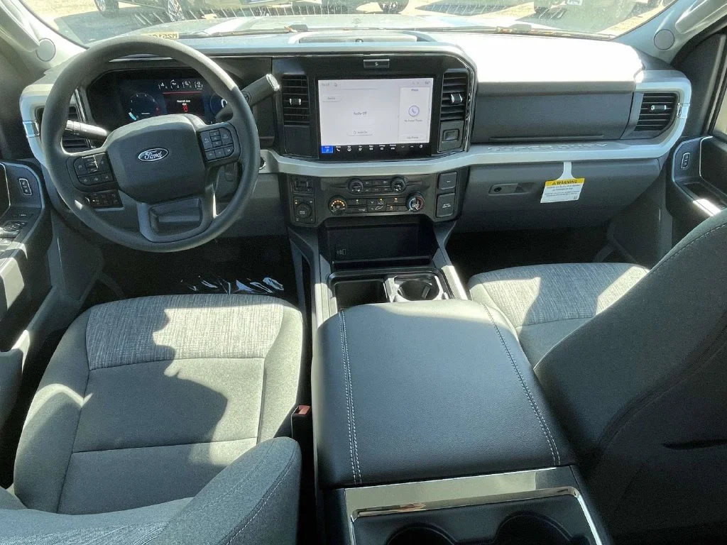 New 2027 Silver Ford XLT image 11