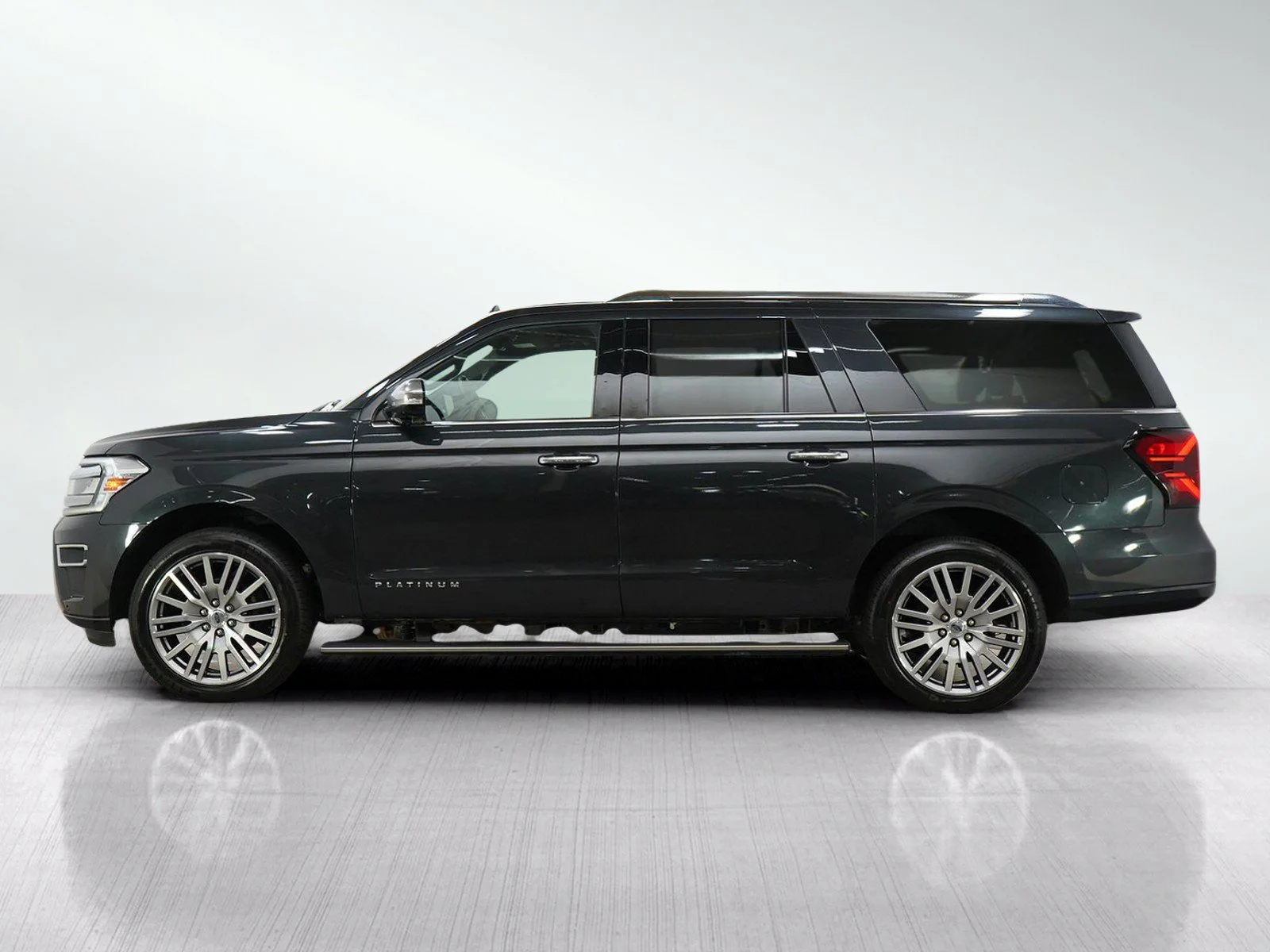 Used 2023 Dark Matter Metallic Ford Platinum image 2