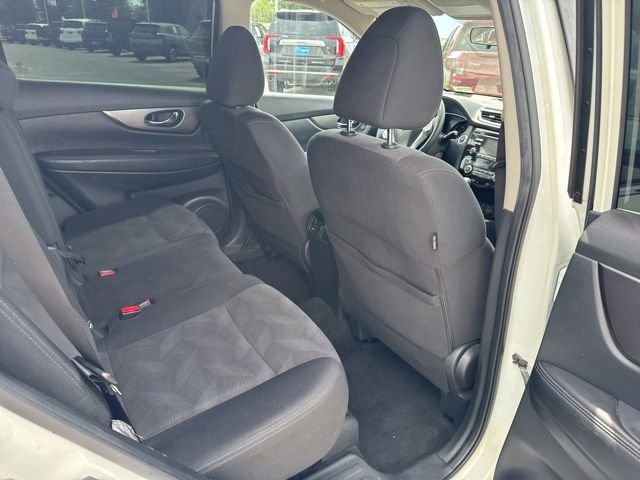 Used 2016 White Nissan SV image 17
