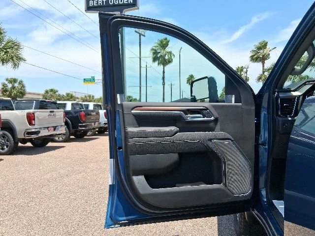 2026 GMC Sierra 2500HD Denali - Photo 12