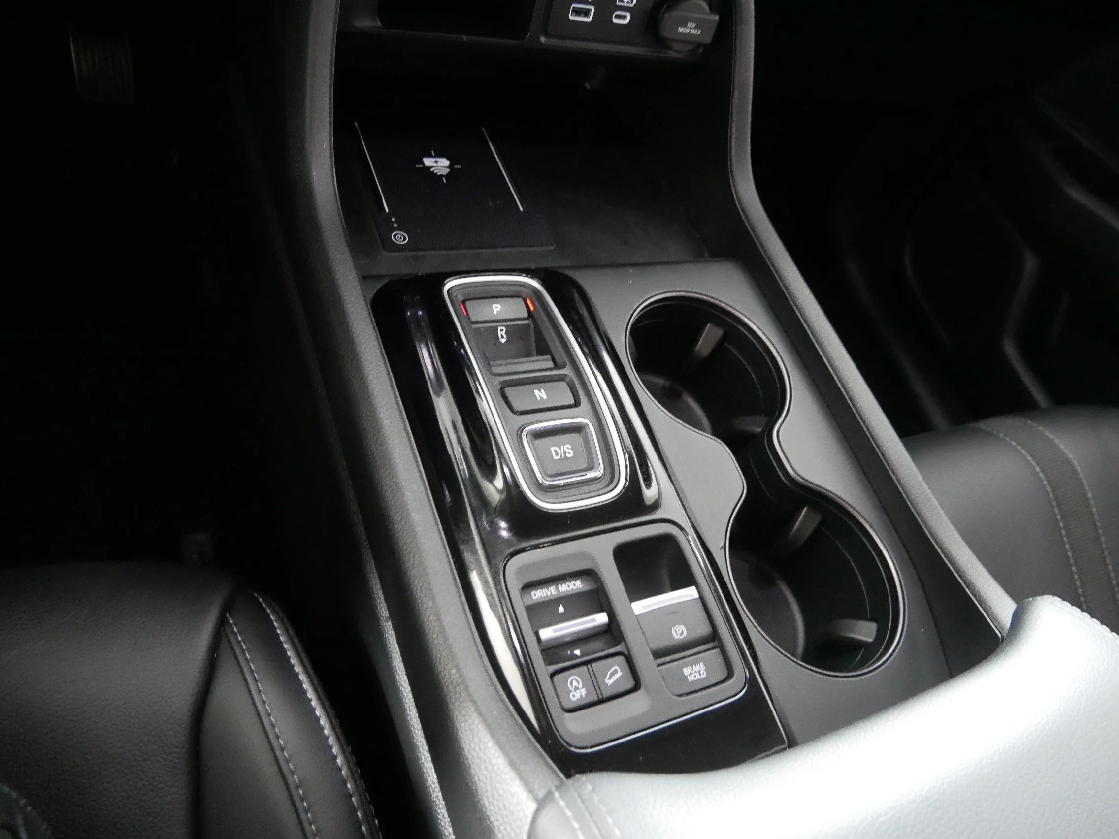 Used 2023 Platinum White Pearl Honda EX-L 8 Passenger image 24