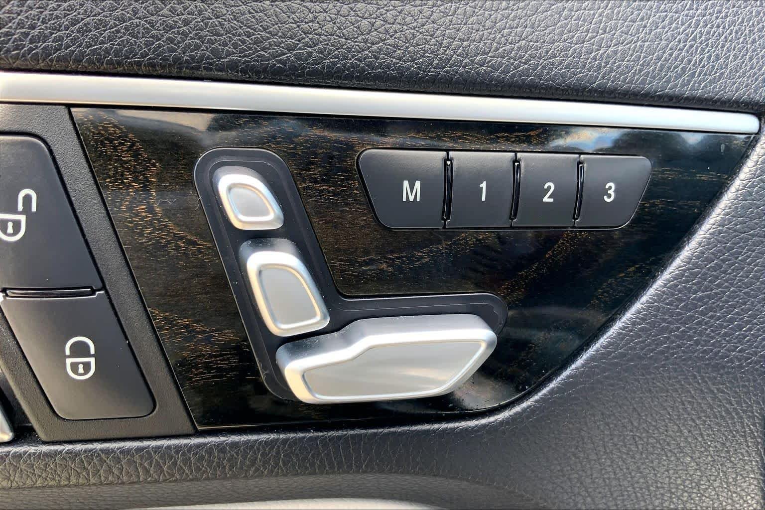 Used 2014 Palladium Silver Metallic Mercedes-Benz E 350 image 34