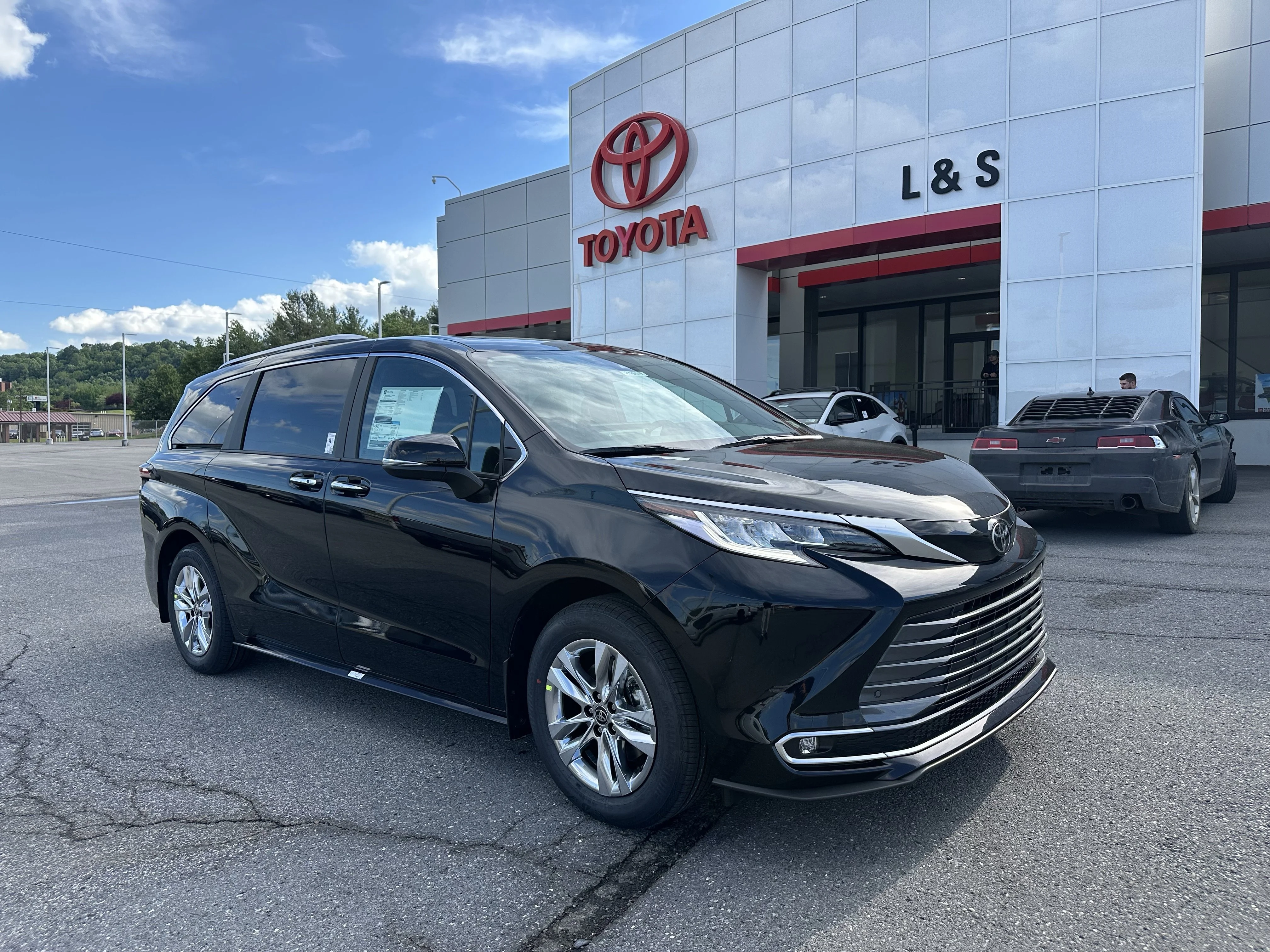 2026 Toyota Sienna's photo