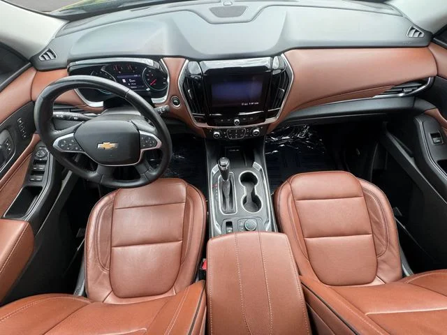 Used 2020 Black Chevrolet High Country image 20