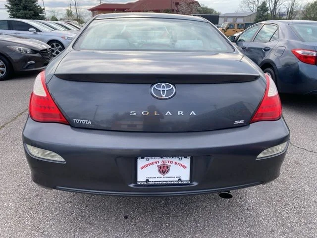 Used 2008 Gray Toyota  image 5
