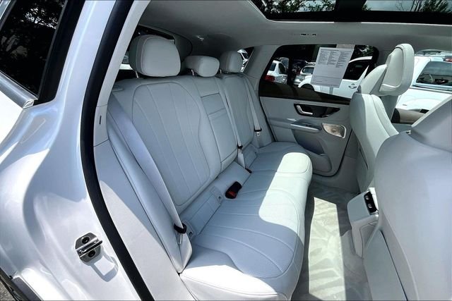 Certified Used 2023 White Mercedes-Benz 350 SUV image 16