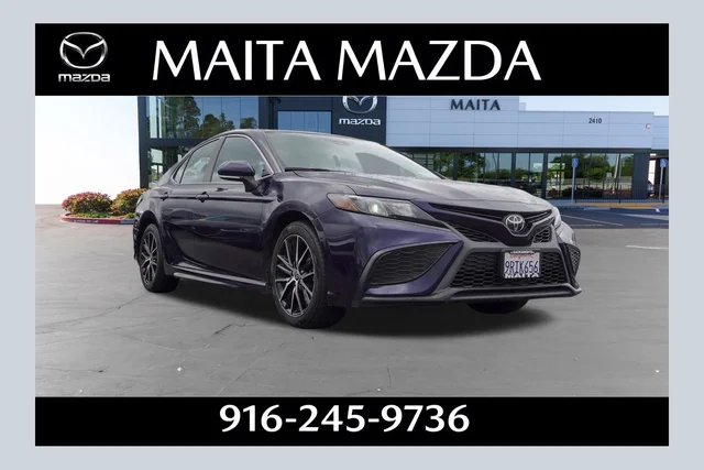 2022 Toyota Camry SE