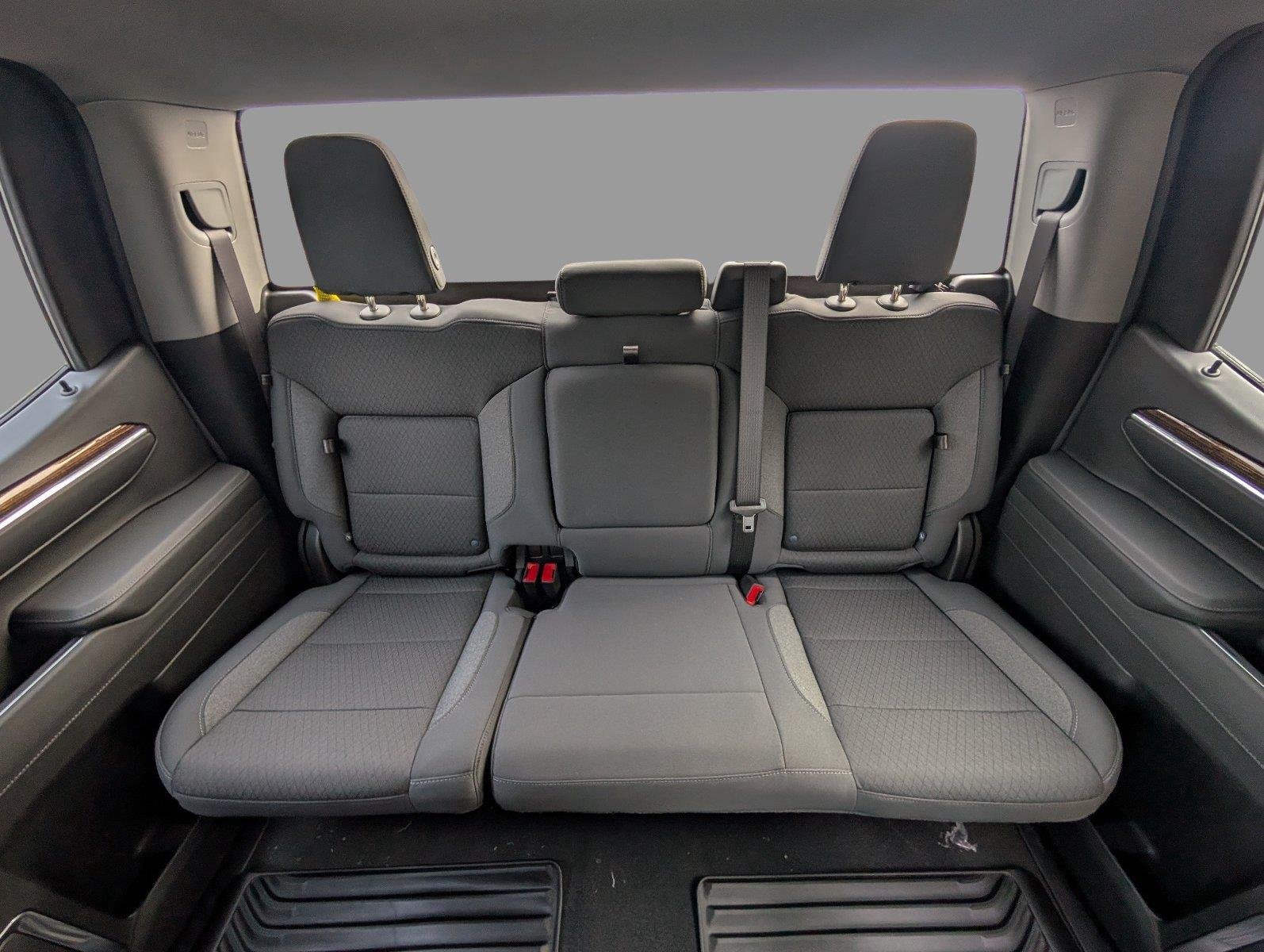 New 2026 Onyx Black GMC Elevation image 30