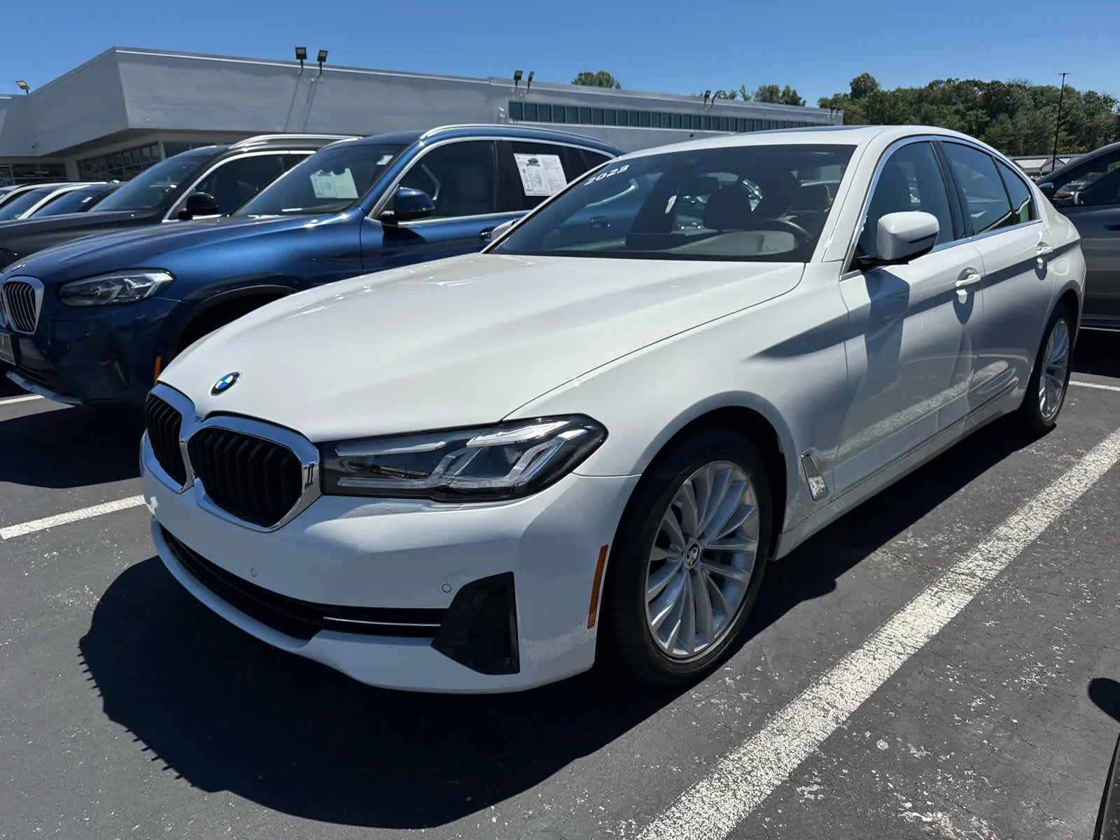 Used 2023 Alpine White BMW 530i xDrive image 6
