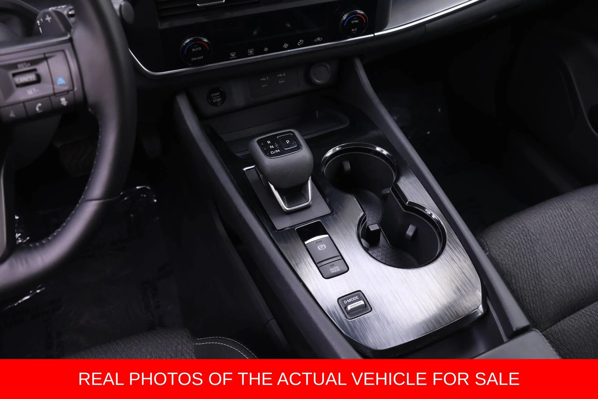 Used 2025 Gray Nissan SV image 12