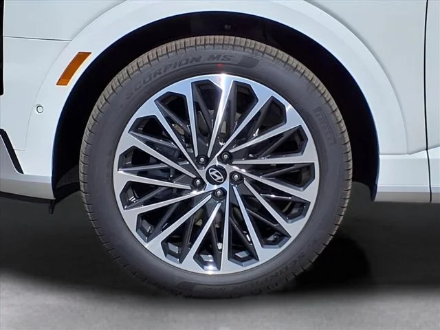 Used 2026 White Hyundai Calligraphy image 11
