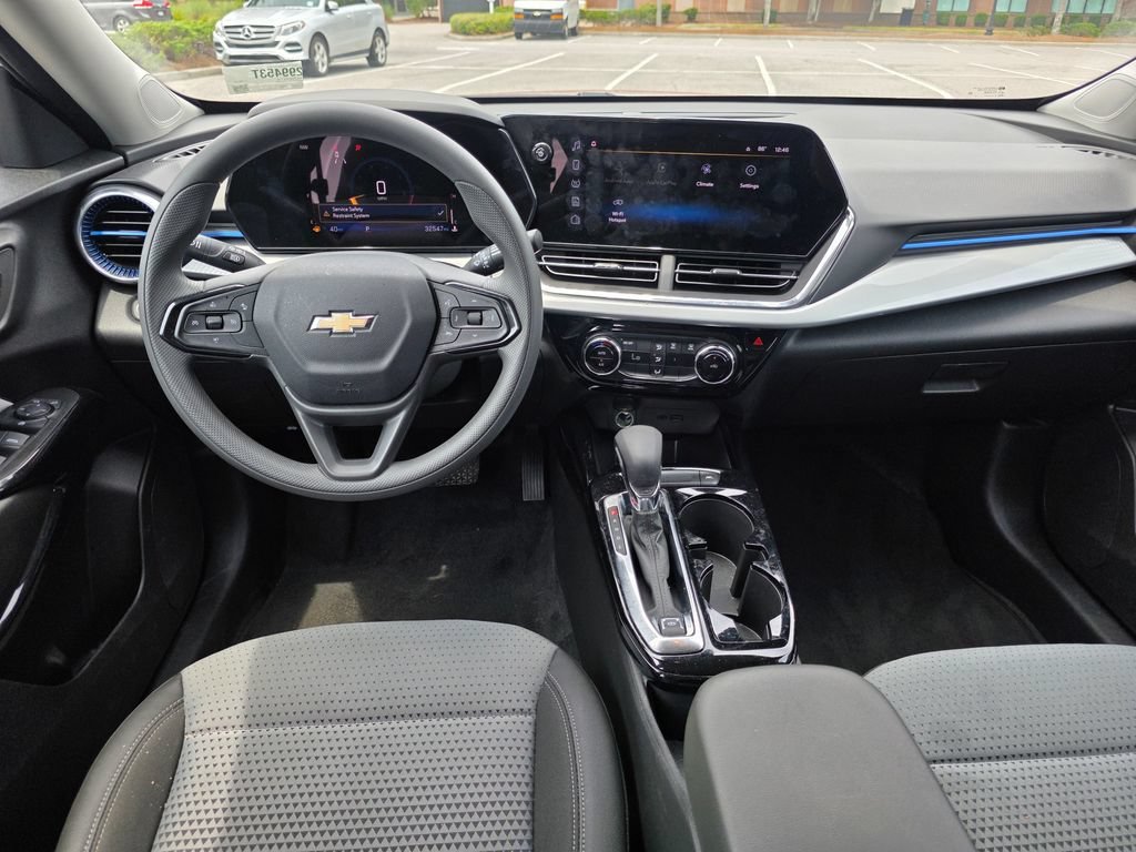Certified Used 2025 Summit White Chevrolet LT image 24