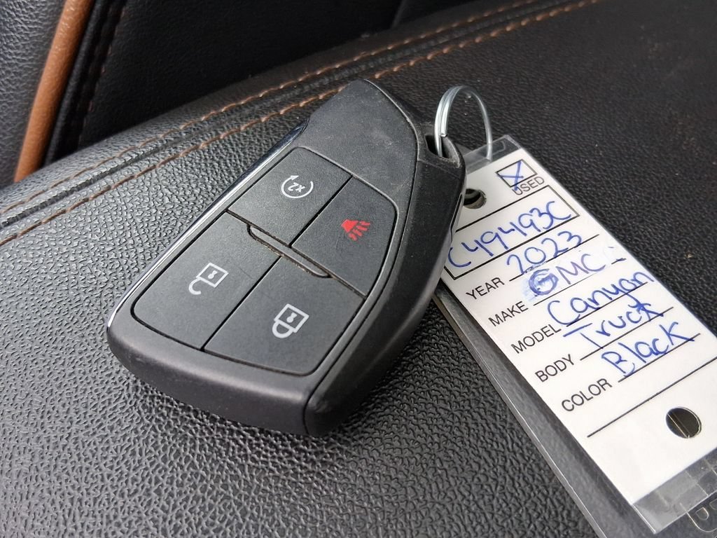 Used 2023 Onyx Black GMC AT4 image 22