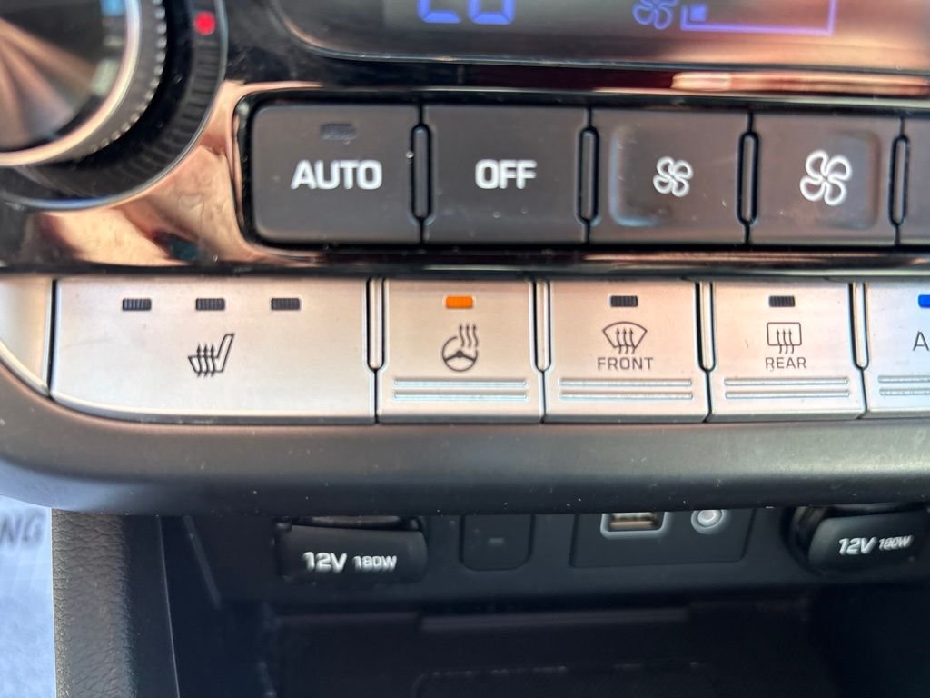 Used 2019 Silver Hyundai SEL image 29