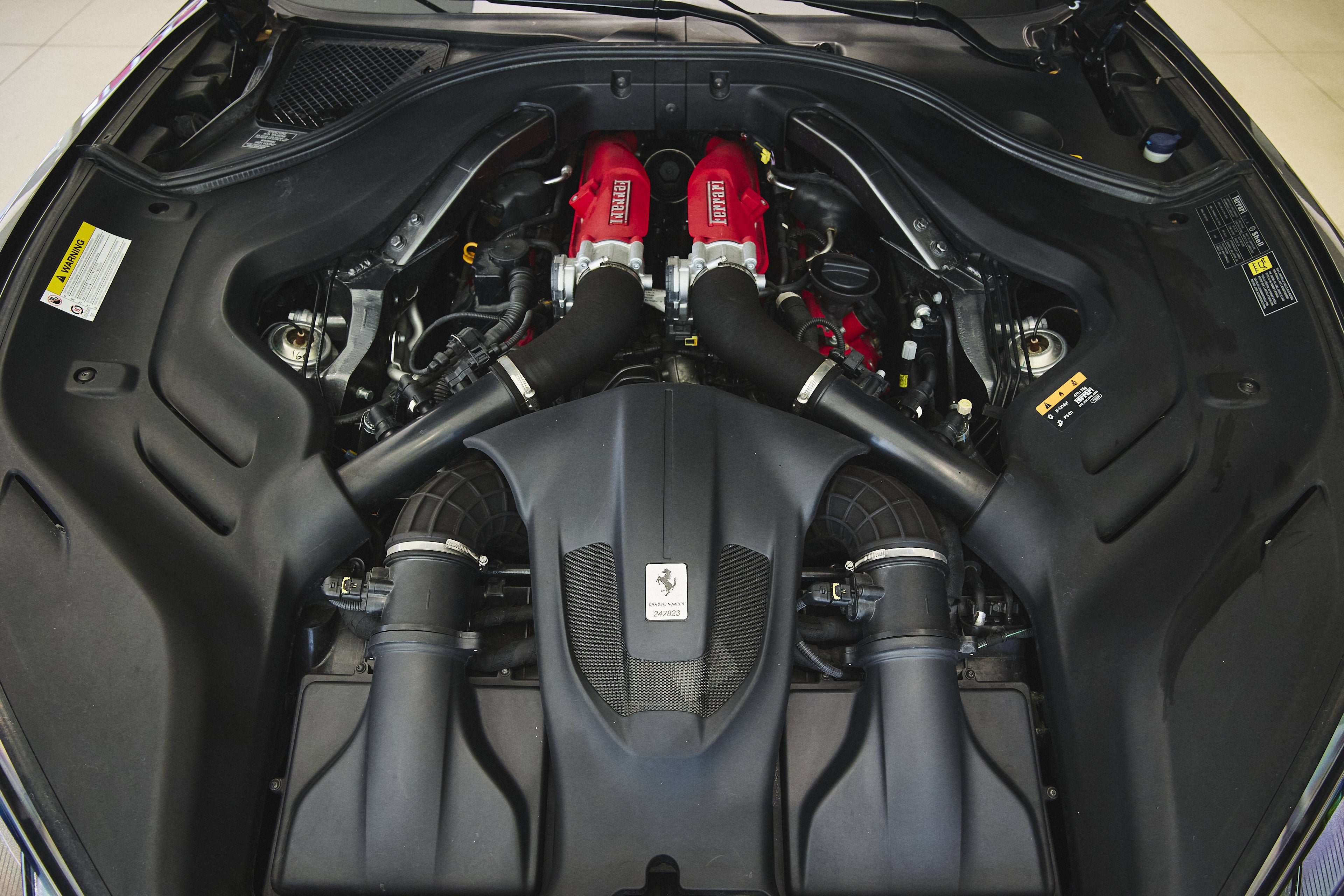 Used 2019 Grigio Silverstone Metallic Ferrari  image 13