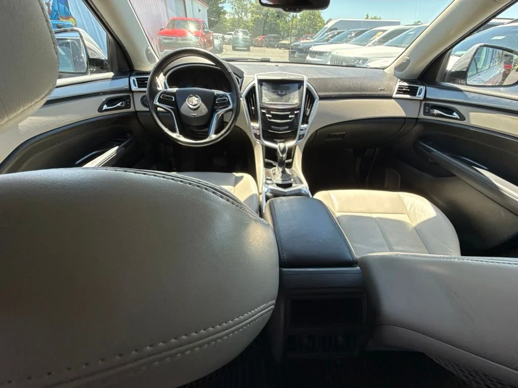 Used 2014 Silver Cadillac Base image 23
