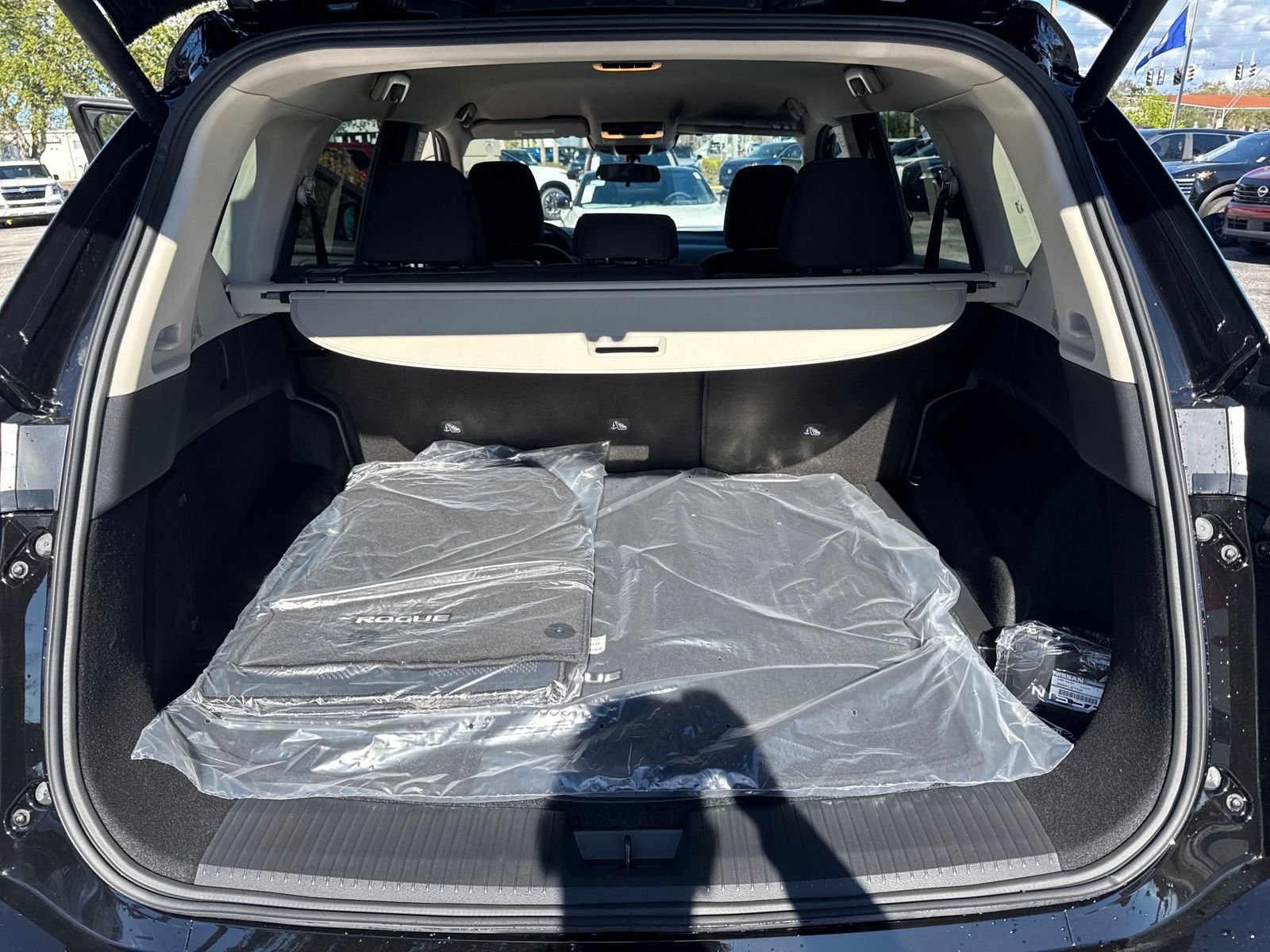 New 2026 Nissan Rogue SV 4D Sport Utility