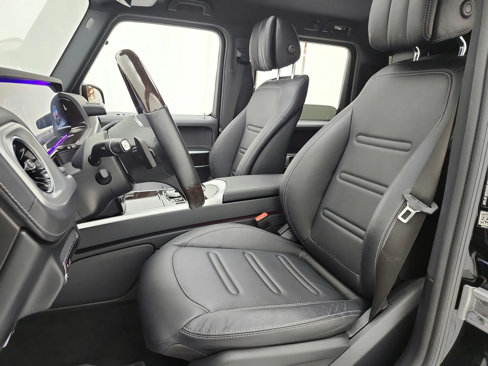 Certified Used 2021 Obsidian Black Metallic Mercedes-Benz G 550 4MATIC® SUV image 13