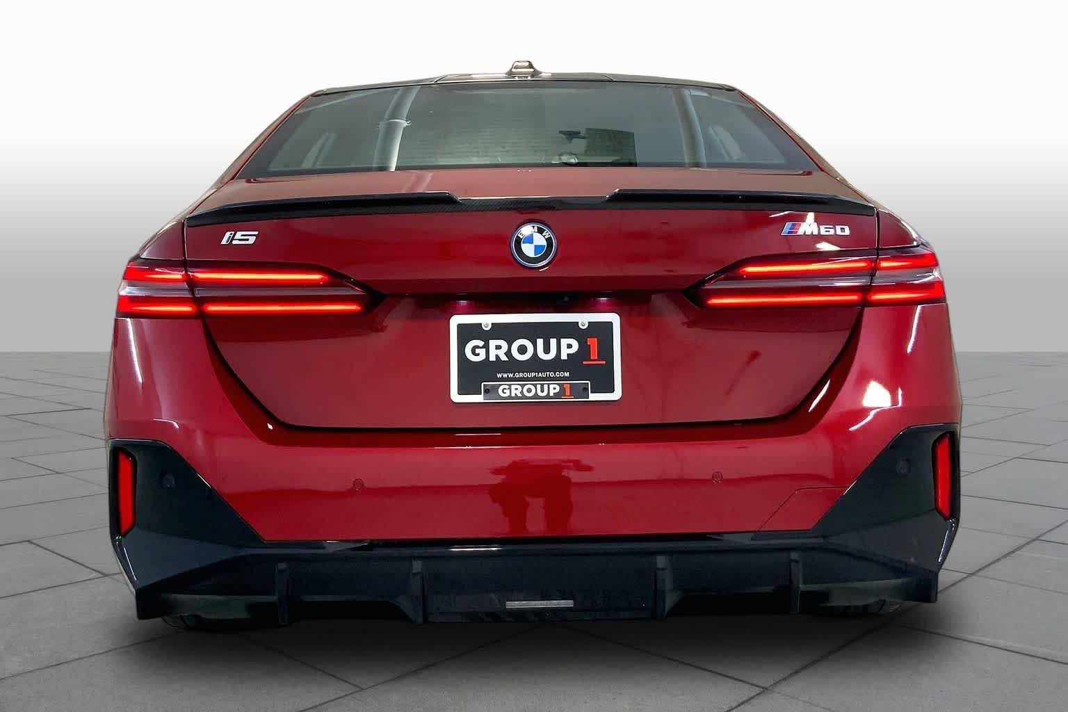 Used 2024 Vegas Red Metallic BMW M60 image 4
