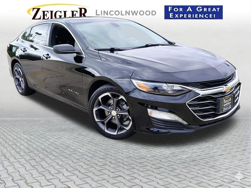 Used 2022 Chevrolet Malibu 1LT with VIN 1G1ZD5ST4NF177471 for sale in Lincolnwood, IL