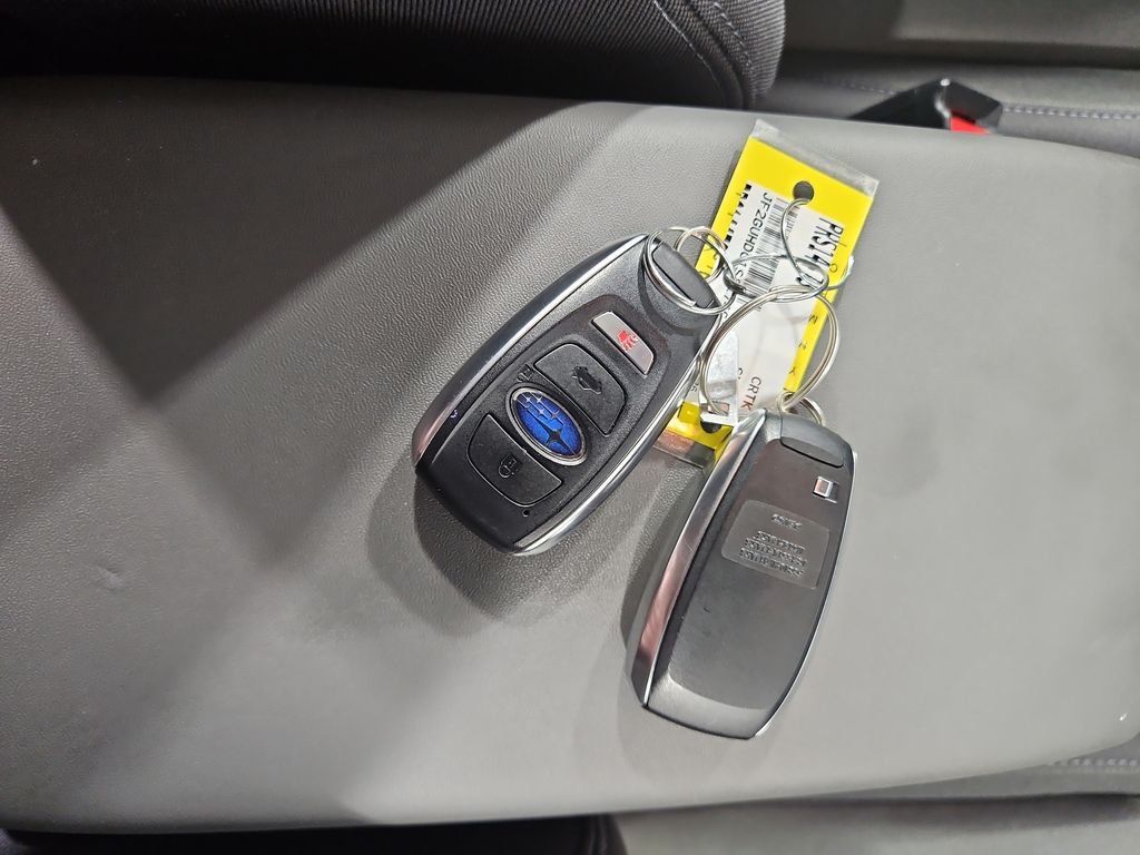 Certified Used 2025 Gray Subaru Premium image 30
