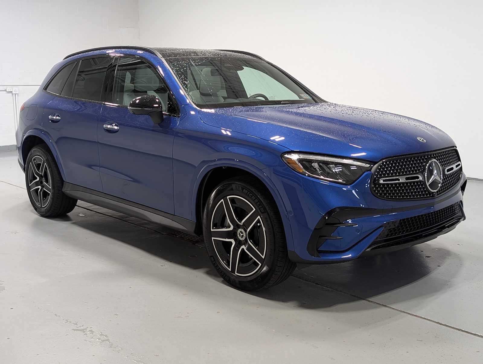 Used 2026 Starling Blue Metallic Mercedes-Benz GLC 300 image 6