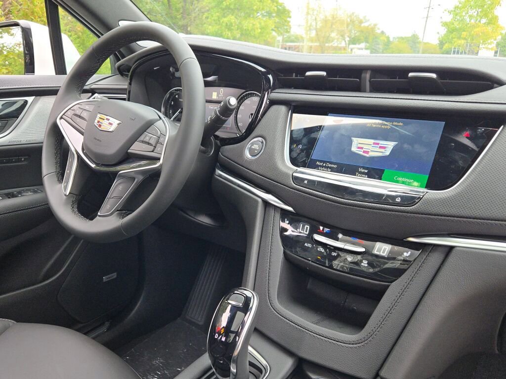 2025 Cadillac XT5 Premium Luxury - Photo 7