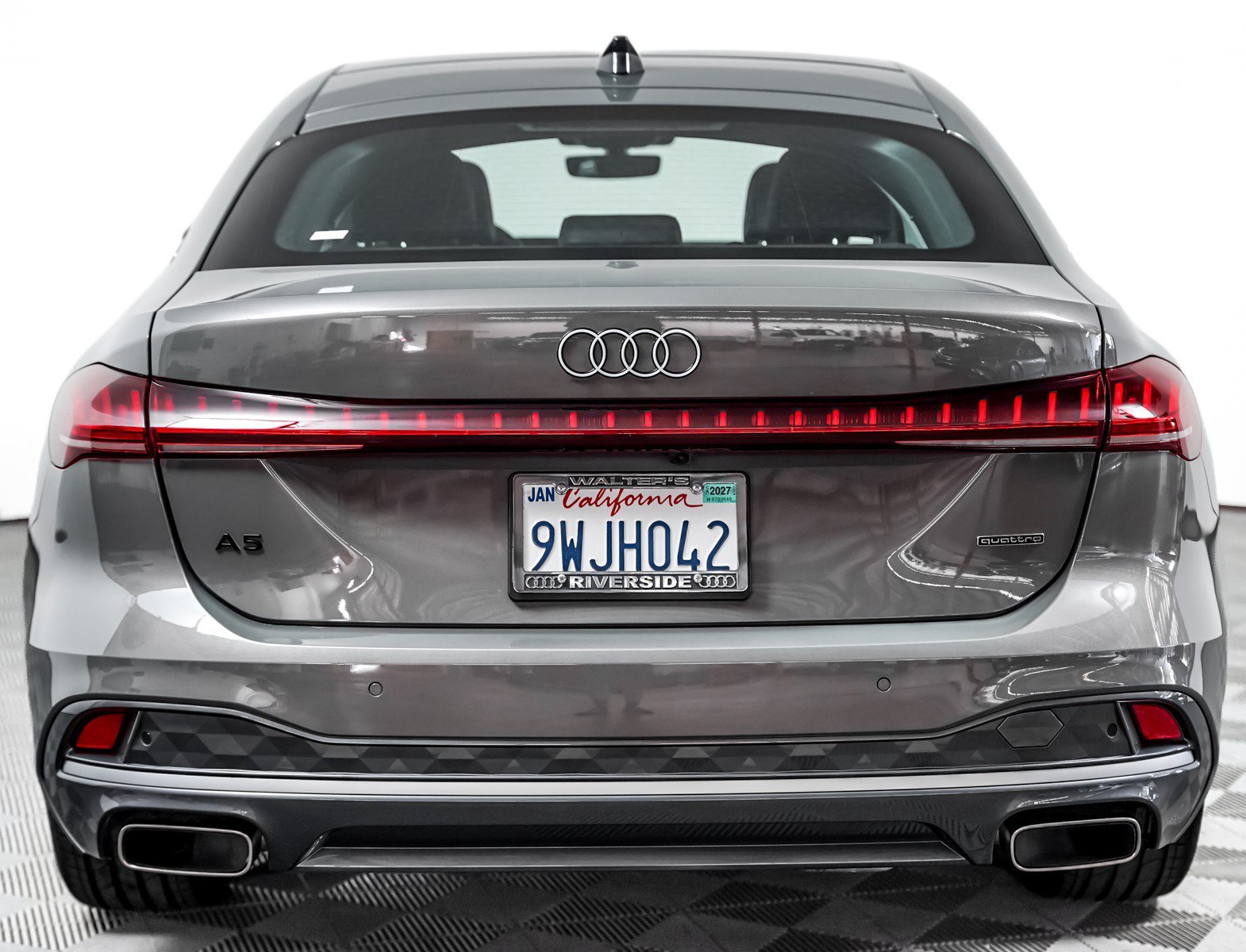 Used 2025 Chronos Gray Audi Premium image 7