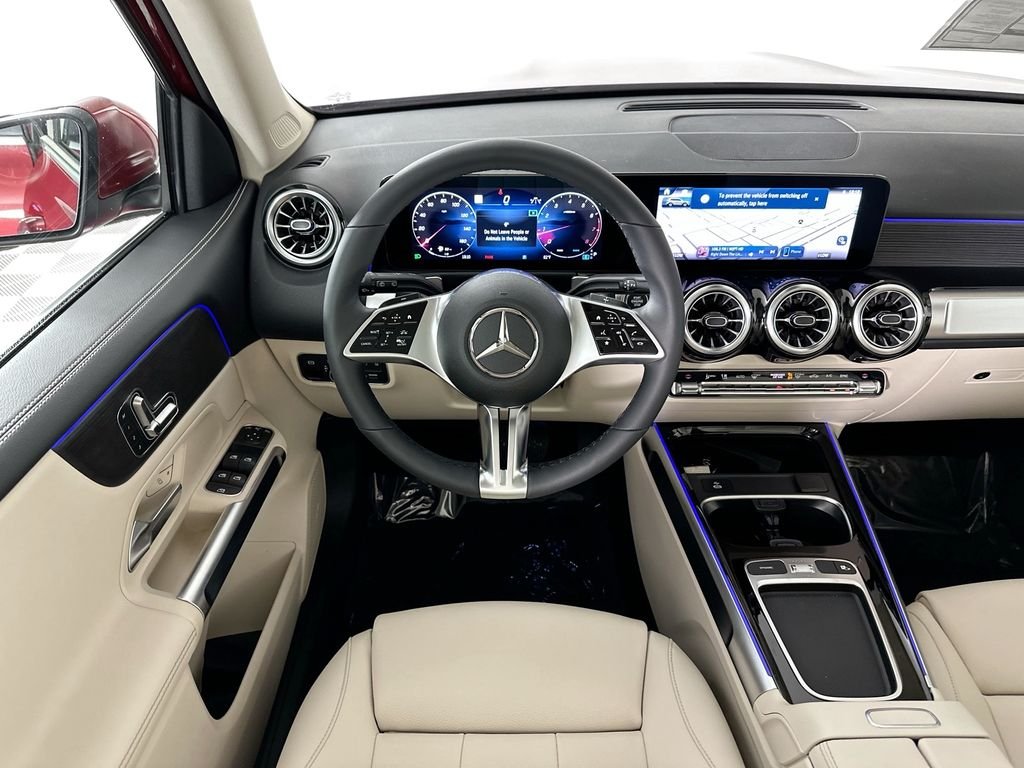 New 2026 MANUFAKTUR Patagonia Red Metallic Mercedes-Benz GLB 250 image 22
