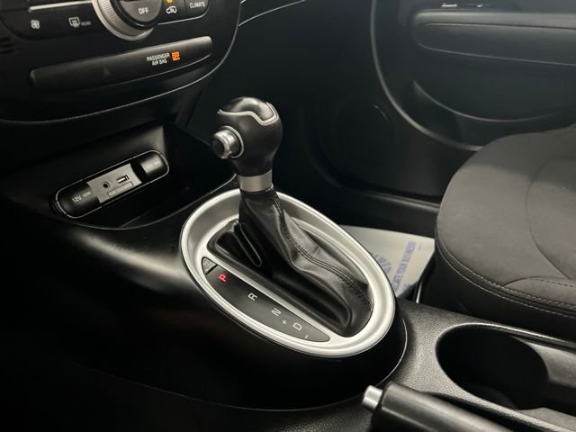 Used 2018 Silver Kia Base image 29