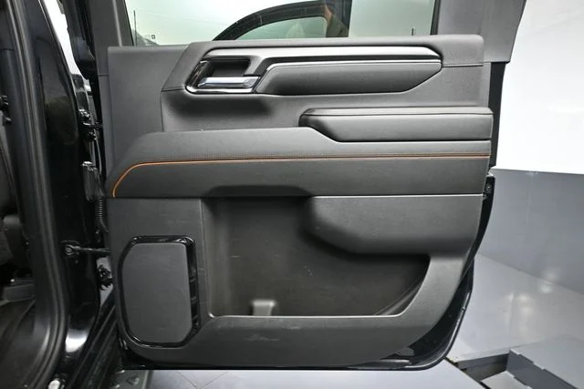 Used 2024 Black GMC AT4 image 48