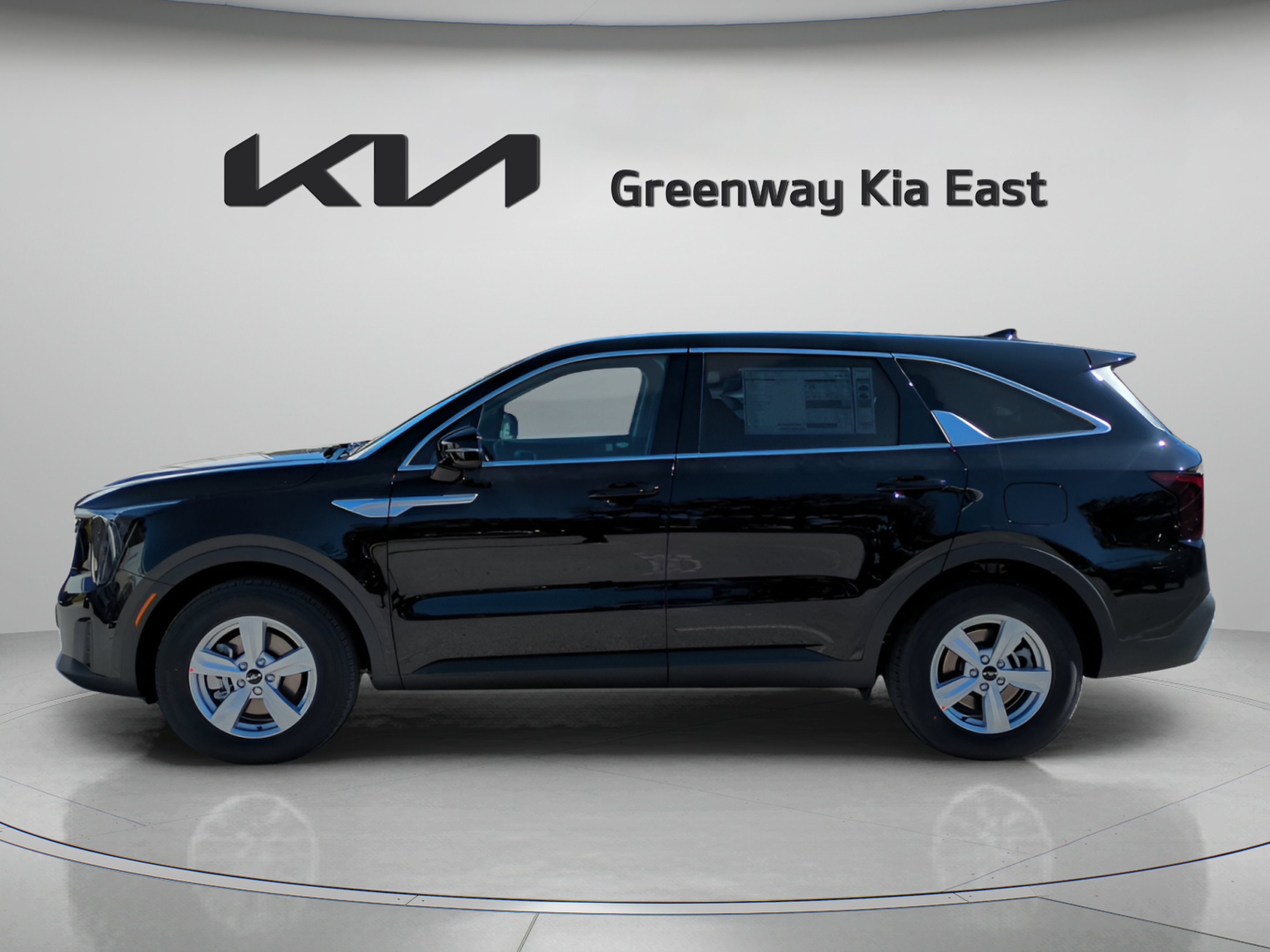 Certified Used 2026 Ebony Black Kia LX image 8