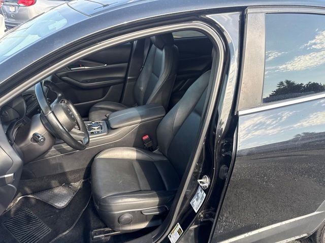 Used 2021 Black Mazda Select image 8