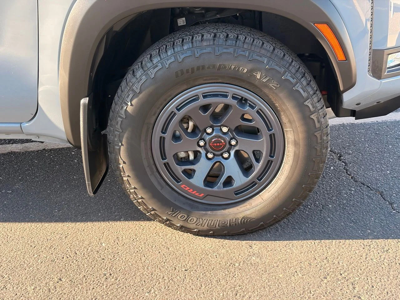 Used 2025 Boulder Gray Pearl Nissan PRO-4X image 8
