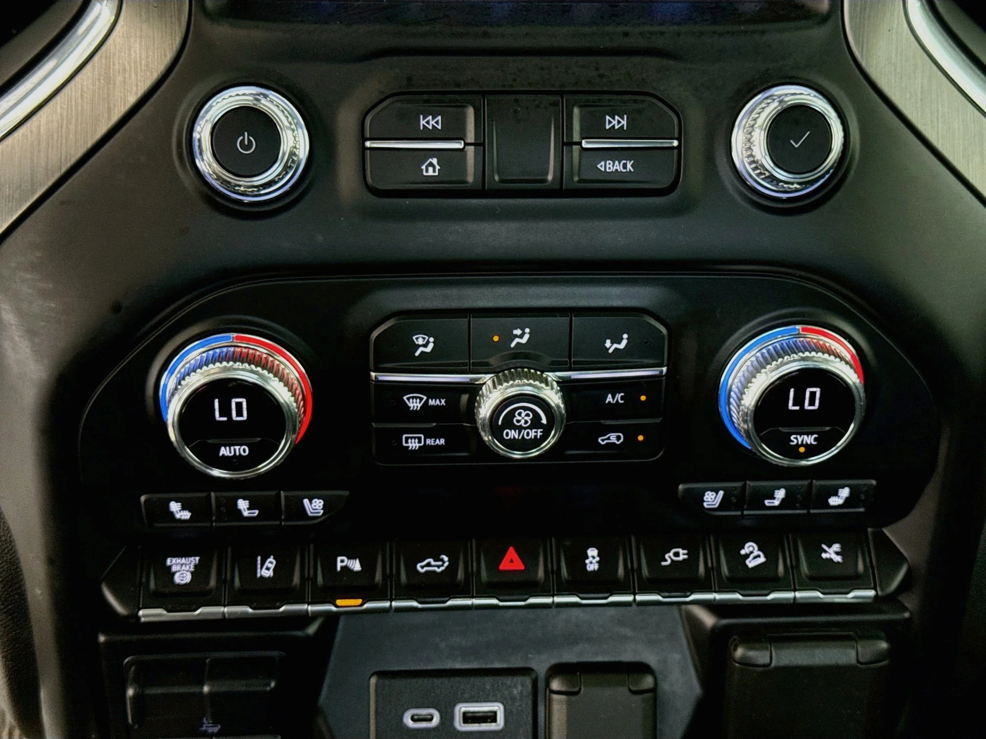 Used 2022 Ebony Twilight Metallic GMC Denali image 18
