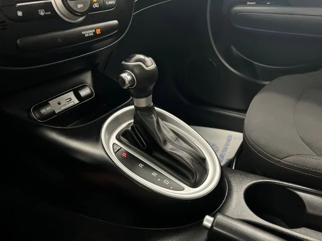 Used 2018 Silver Kia Base image 29