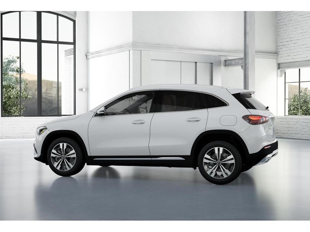 New 2026 White Mercedes-Benz GLA 250 image 32