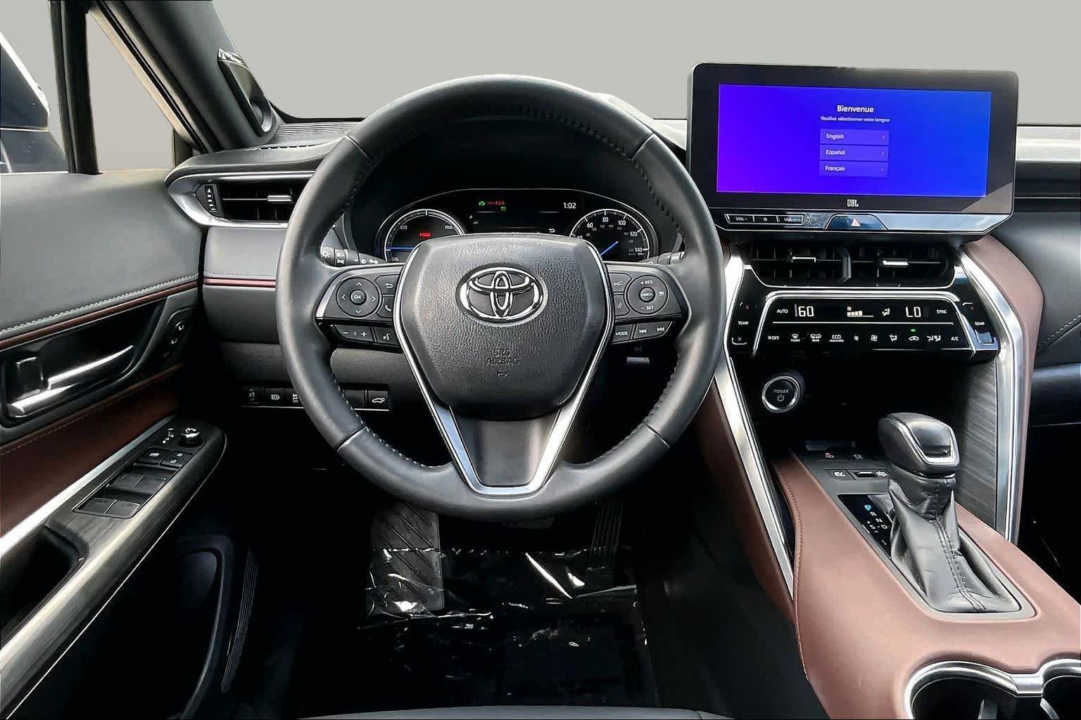 Used 2023 Wind Chill Pearl Toyota XLE image 6