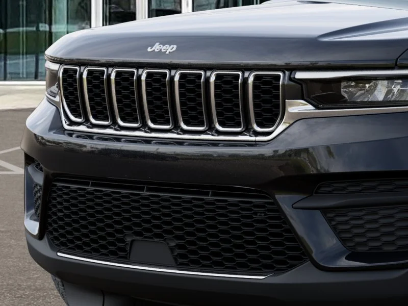 2025 Jeep Grand Cherokee Laredo - Photo 26