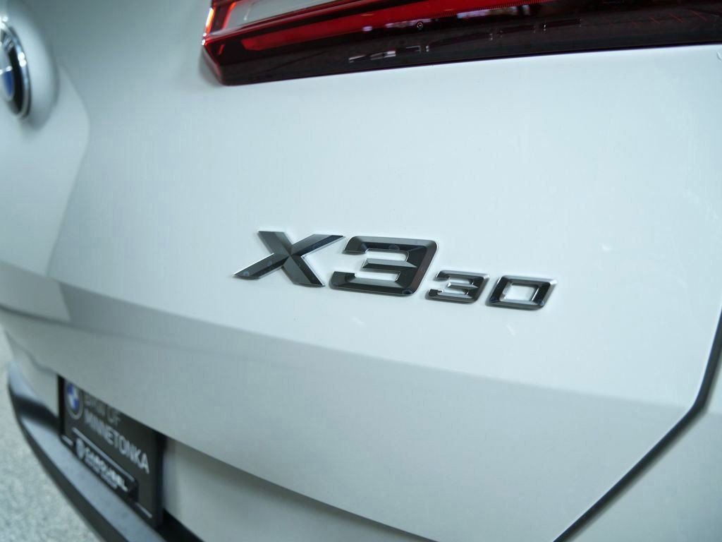 Used 2026 Alpine White BMW 30 xDrive image 10
