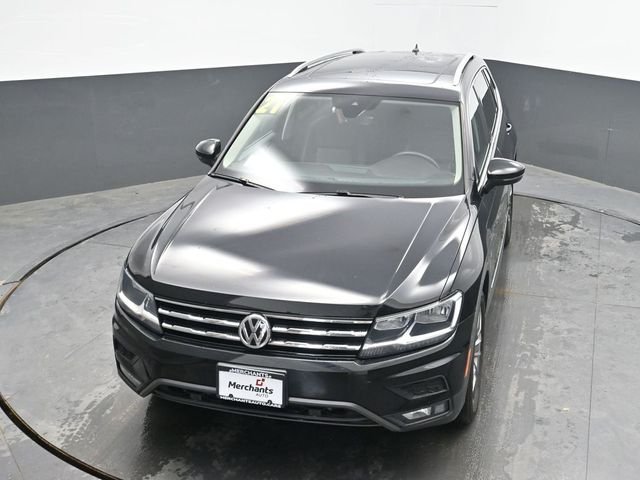 Used 2021 Black Volkswagen 2.0T SE image 32