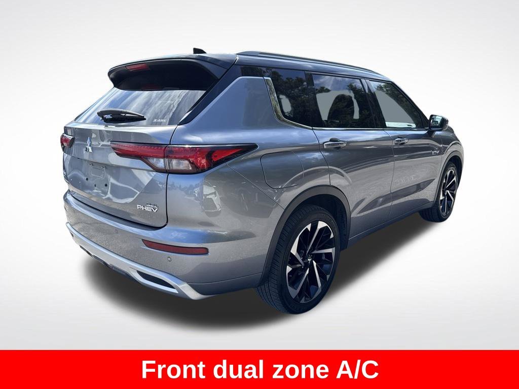 Used 2023 Silver Mitsubishi SEL image 3