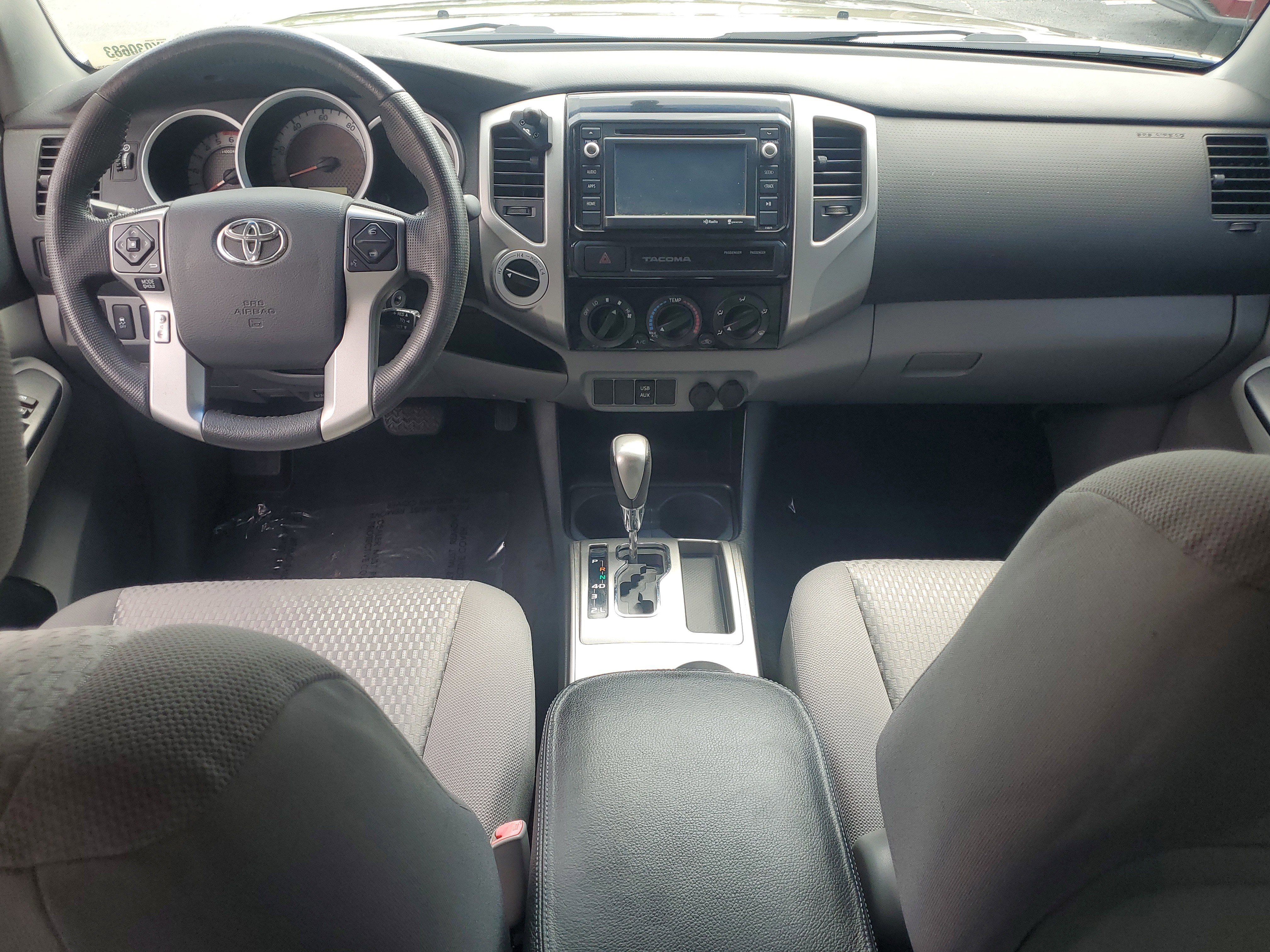 Used 2015 Pyrite Mica Toyota Base image 13