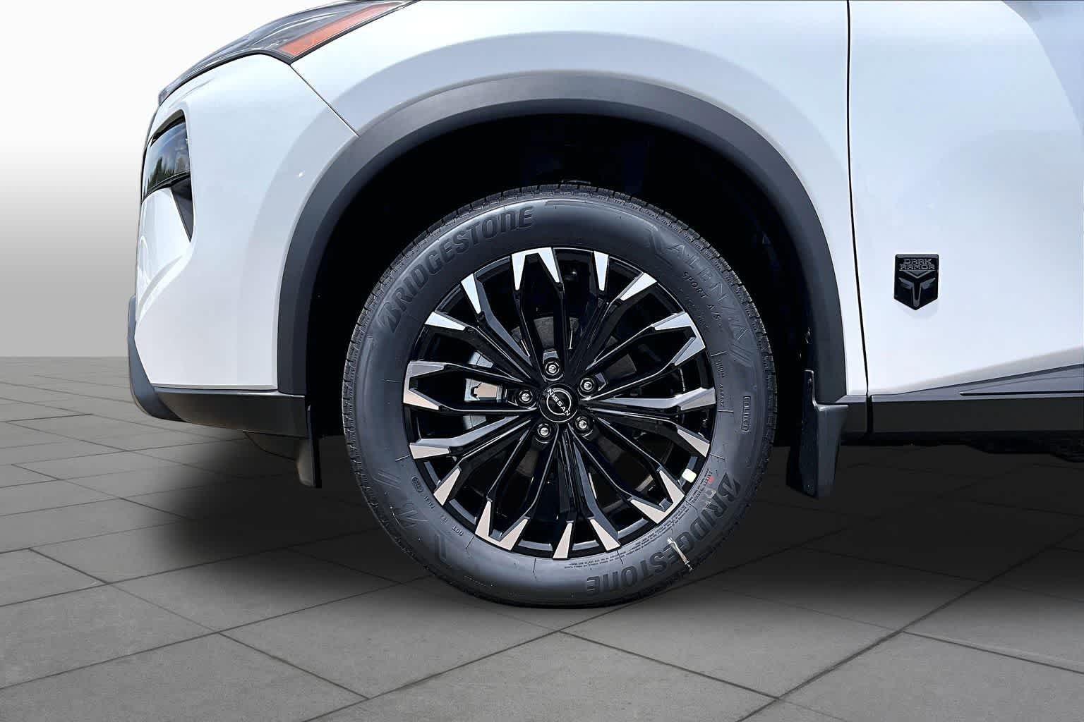 New 2026 Everest White Pearl TriCoat Nissan Dark Armor image 9