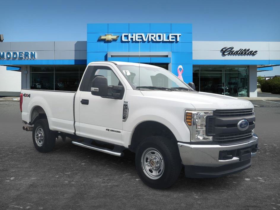 Used 2019 OXFORD WHITE Ford XL image 7