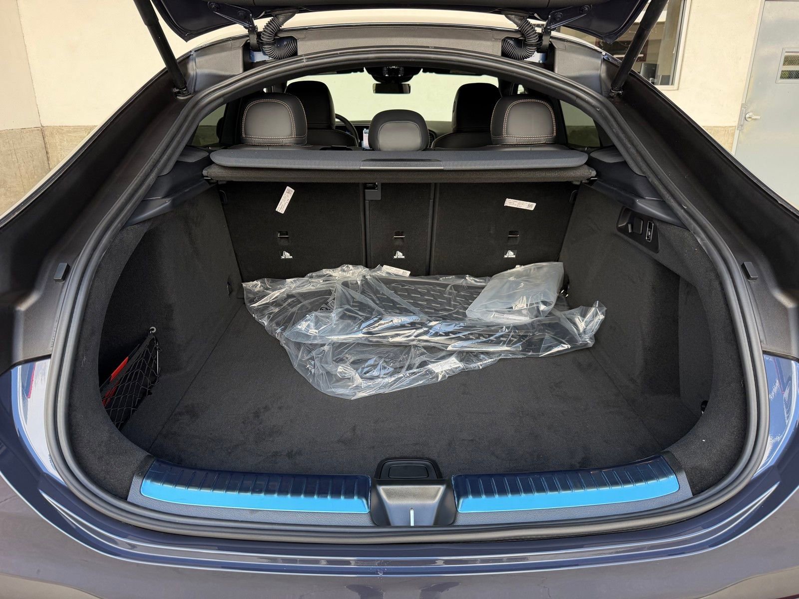New 2026 Twilight Blue Metallic Mercedes-Benz AMG® GLE 53 4MATIC+ Coupe image 45
