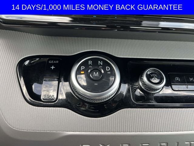 Certified Used 2025 Gray Ford Active image 19
