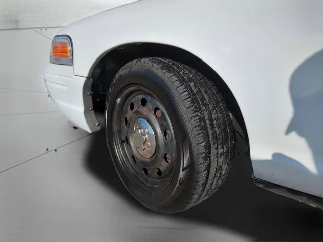 Used 2010  Ford Police Interceptor image 30